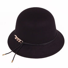 Load image into Gallery viewer, Red cloche hat
